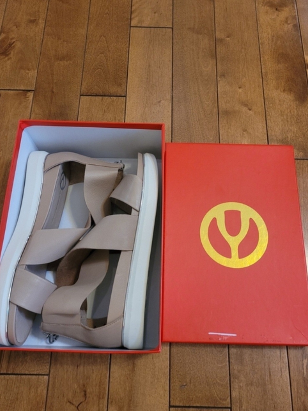 Brand New Wishbone Collective Paola 2 Beige Sheep Leather Women's Sandals